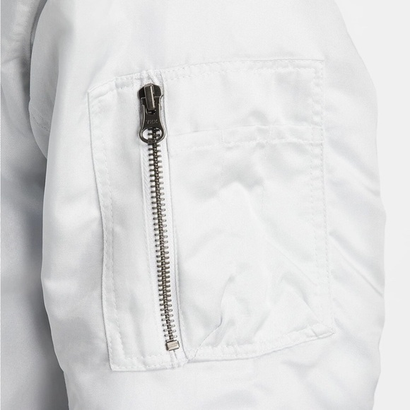 Nike Sportswear Women's Reversible Varsity Bomber Jacket size Large - Picture 6 of 16